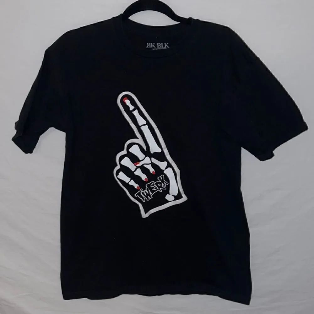 RK BLK skeleton hand t-shirt, size Medium